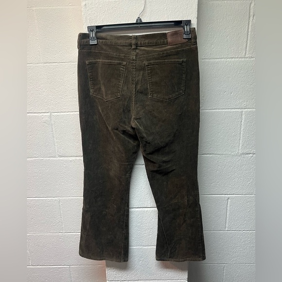 Lauren Ralph Lauren Bootcut
Corduroys for Women. 10P - Picture 4 of 4